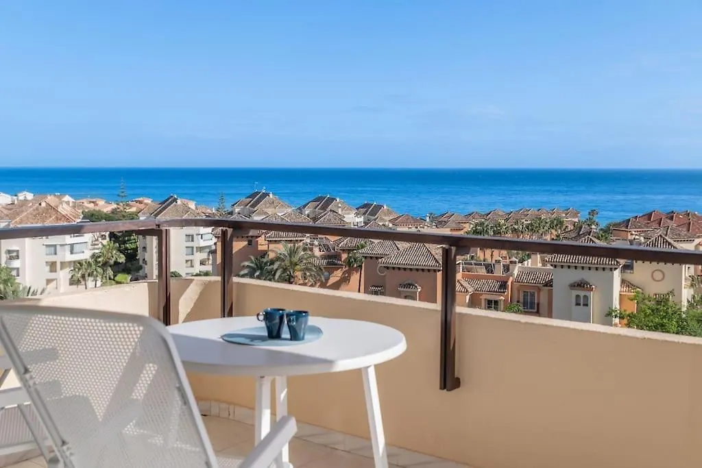 Charming Apartment With Sea Views Marbella