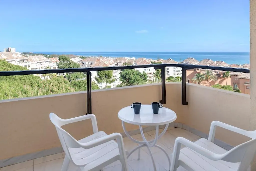 Charming Apartment With Sea Views Marbella