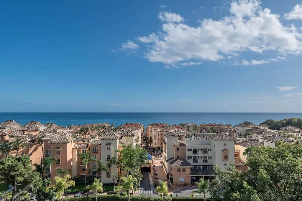 Charming Apartment With Sea Views Marbella