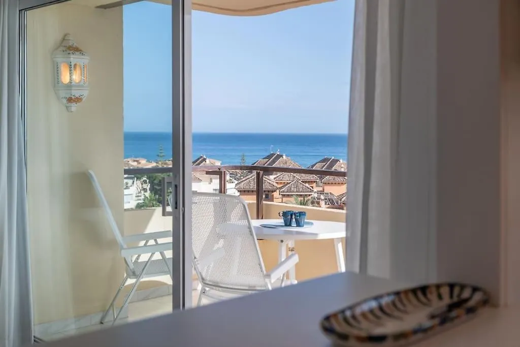 Charming Apartment With Sea Views Marbella Spain