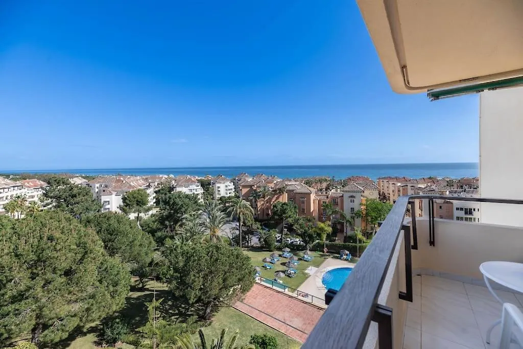 Charming Apartment With Sea Views Marbella