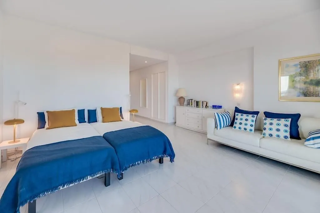 Charming Apartment With Sea Views Marbella