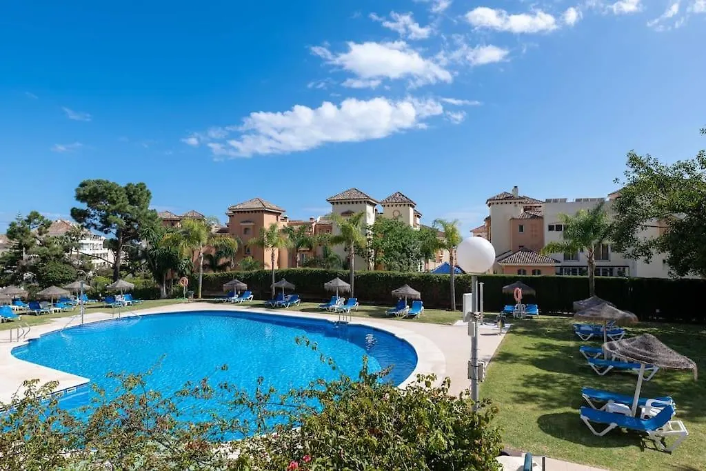 Charming Apartment With Sea Views Marbella